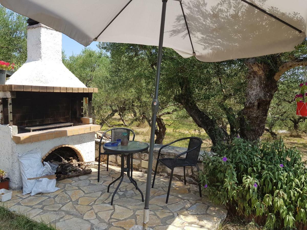 Méson Yerakaríon Villa Zoi מראה חיצוני תמונה